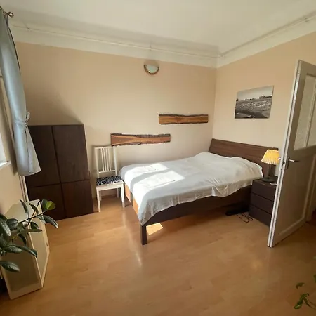Green Leaves Apartman 아파트 *