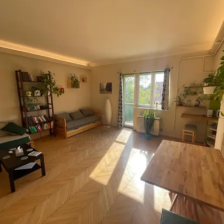 Apartament Green Leaves Apartman *
